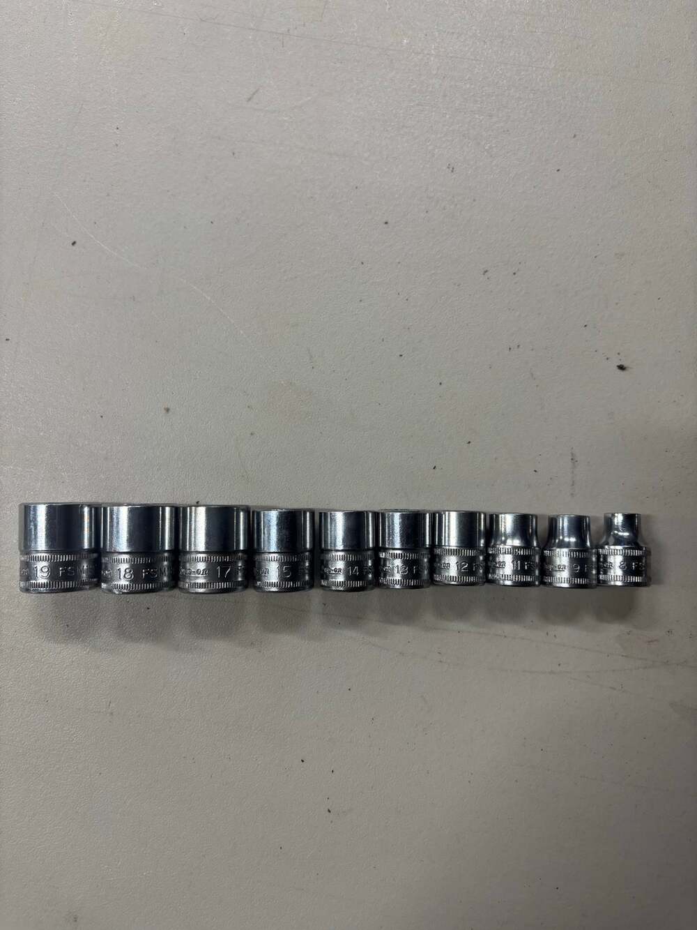 Sanp-on 10 Piece FSM Shallow 6 Point 19-8mm 3/8 Drive Socket Set USA